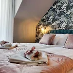 Linden 107 Glamour * Mosonmagyaróvár