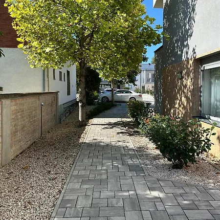 Linden Apartman 107 Glamour (Adults Only) * Mosonmagyarovar
