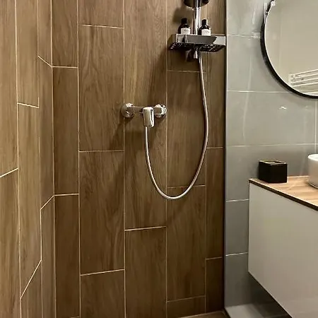 Linden Apartman 107 Glamour (Adults Only) Apartment *