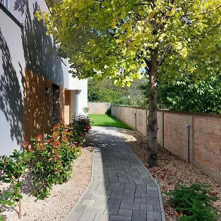 公寓 Linden 107 Glamour (adults Only) Mosonmagyaróvár