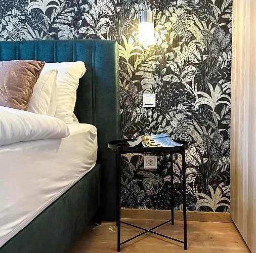 Linden 107 Glamour (adults Only) Apartman Mosonmagyaróvár